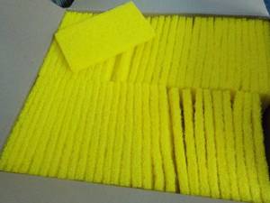 60 3 x 5 Yellow Scrubbing Pads...
