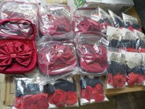 6 Purses and 12 - 3 pack Headbands...