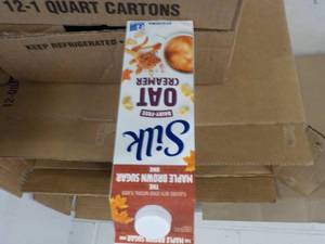 5 x 32 oz cartons Silk dairy free oat creamer best date Jan 2023
