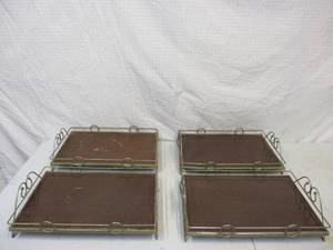 lot 17 image: Lot of 4 Mid Century Modern Vintage Trays