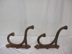 lot 52 image: Vintage Heavy Duty Cast Iron Wall Tack Saddle Holders.