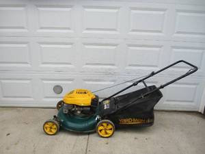 lot 62 image: Yardman 6.5 HP Lawn Mower with Bagger