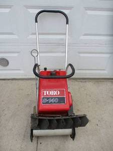 lot 63 image: Toro Snowblower S14