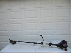 lot 75 image: Craftsman Gas 22 Trimmer. 27cc