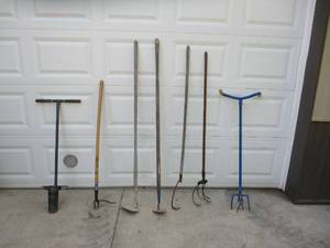 lot 94 image: Lot of Garden Tools