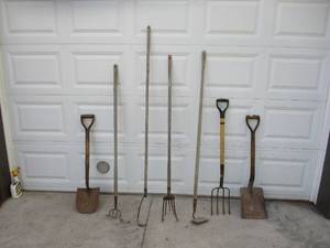 lot 96 image: Lot of Garden Tools