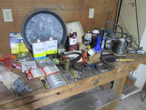 lot 24 image: Lol of automotive supplies and more...