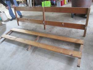 lot 26 image: Wood side rails for an 8 pickup bo...