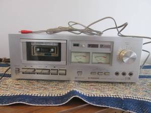 lot 10 image: Pioneer stereo cassette player mode...