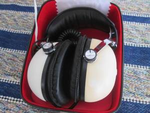 lot 69 image: Pioneer stereo headphones in box...