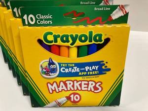 lot 32 image: Crayola Markers