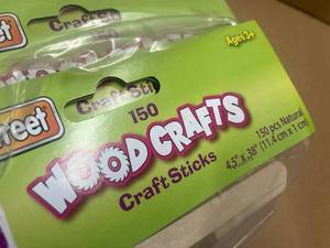 lot 139 image: Craft Sticks