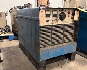 Miller DeltaWeld 450 Welder