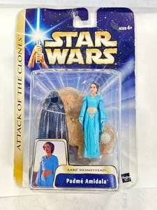 lot 15 image: Padme Amidala Lars Homestead Clone Figure