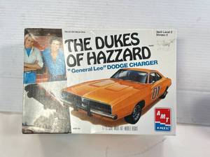 lot 38 image: Vintage Dukes of Hazzard General Lee Dodge Charger Model Kit