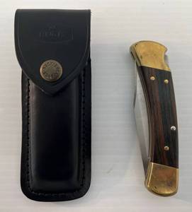 Buck Model 110 Pocket Knife And Case
