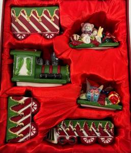 Vintage Waterford Holiday Heirlooms In Origianl Box