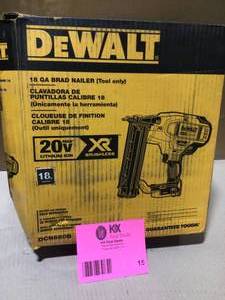 DEWALT20V MAX XR Lithium-Ion Cordless 18-Gauge Brad Nailer (Tool Only) customer return review pictures