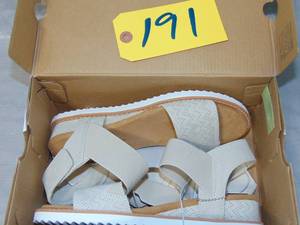 Cali by Skechers Womens Desert Kiss Sandal, Memory Foam Shoe Size 6.5