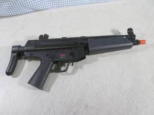 (H-2) HK MP5 Airsoft Gun Missing Ma...