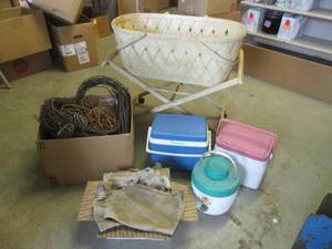 (A-2) Lot of Misc - Vintage Portabl...