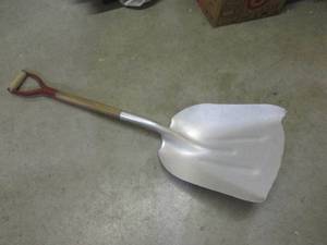 (C-1) Aluminum Wood Handle ScoopGr...