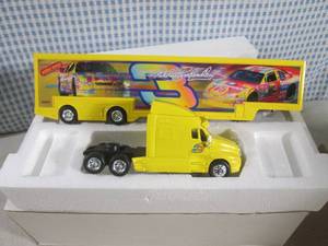 (CS) Dale Earnhardt Collector Truck...