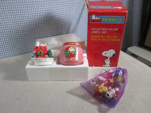 (CS) Peanuts Collectible Holiday Ca...
