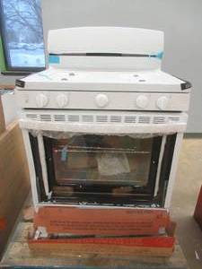 GE 4.8 cu. ft. Gas Range in White (OUTSIDE GLASS ON DOOR IS BROKEN, SLIGHT DENT ON RIGHT HAND SIDE, SEE PHOTOS)