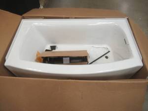 American Standard Ovation Curve 60 in. Right Drain Rectangular Apron Front Bathtub in Arctic White (CRACKED & SCRATCHED IN A COUPLE PLACES, SEE PHOTOS)