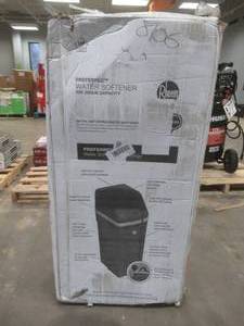 Rheem Preferred 32,000 Grain Water Softener (FOR PARTS ONLY, CRACKED IN SEVERAL PLACES)