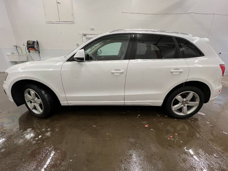 2010 Audi Q5 3.2 Quattro Premium - AWD