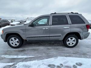 2007 Jeep Grand Cherokee Laredo - 4X4