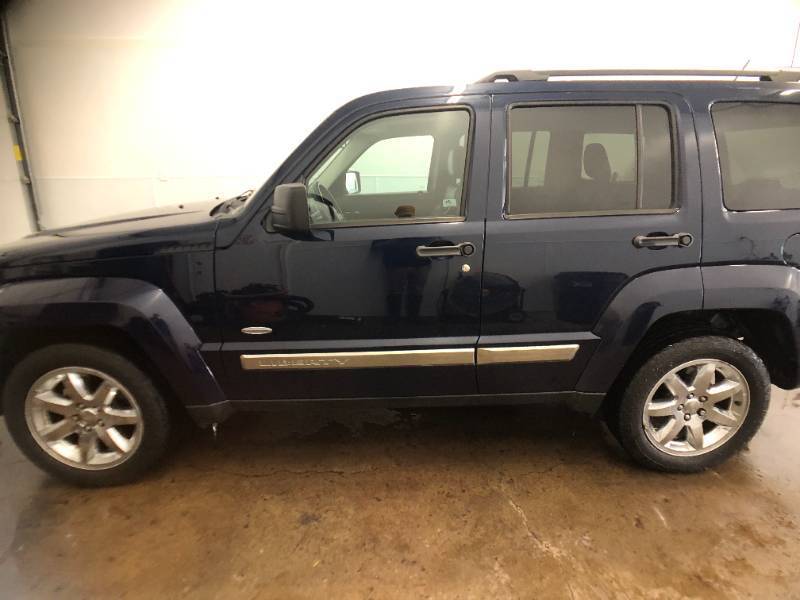2012 Jeep Liberty Latitude - 4X4
