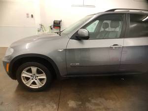 2012 BMW XDrive X5 - AWD - 2 OWNERS