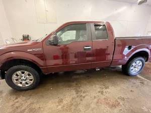 2010 Ford F-150 XLT - 4X4