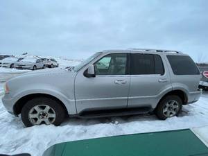 2005 Lincoln Aviator - AWD