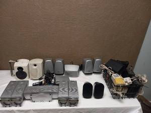 lot 14 image: HUGE LOT OF SPEAKERS