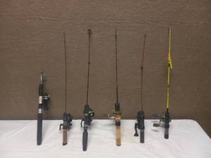 lot 28 image: 6 FISHING POLES
