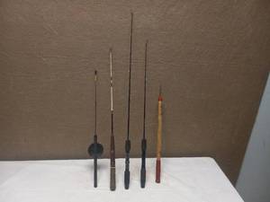 lot 30 image: 4 FISHING POLES & ICE PICK