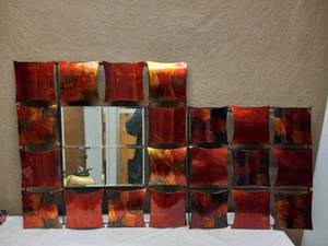 lot 58 image: HEATHER ANN CREATIONS WALL ART
