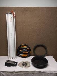 lot 72 image: ASSORTED AUTOMOTIVE ITEMS