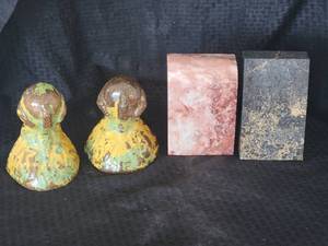 lot 107 image: Office Bookends Pairing