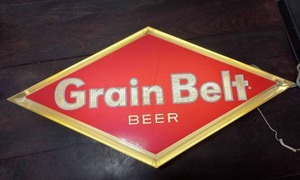 lot 2 image: Vintage Double Sided Grain Belt Beer Lighted Sign
