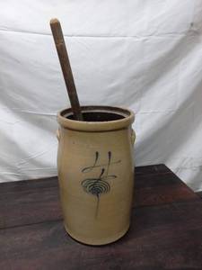 lot 10 image: Butter Churn  No.1