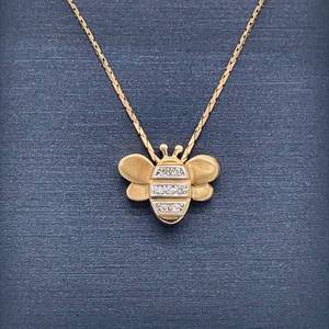 Designer Alex Woo of New York Adorable Seasons Bee Diamond Estate Pendant in 14k Yellow Gold $898