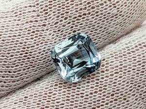 4.94 Carat Natural Aquamarine Gemstone $3700 Retail
