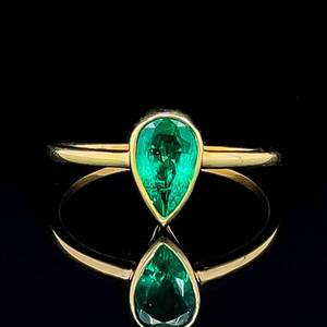 Pear-Shaped Emerald Bezel Solitaire Ring in 14k Yellow Gold Lightweight Minimalist Contemporary VIDEO