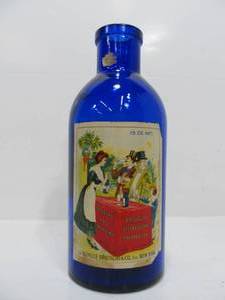 lot 32 image: Beautiful Large Antique Cobalt Blue Glass Brioschi wOriginal Paper Label #1