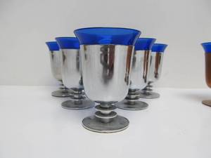 lot 64 image: Orig 1930s Walter Von Nessen Art Deco Cocktail Glasses wCobalt Blue Inserts